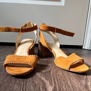 Sole Society suede block sandal